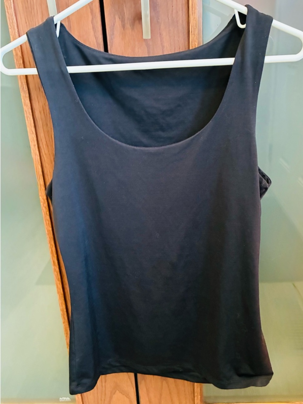 Classic Black Stretchy Tank Top - Womens